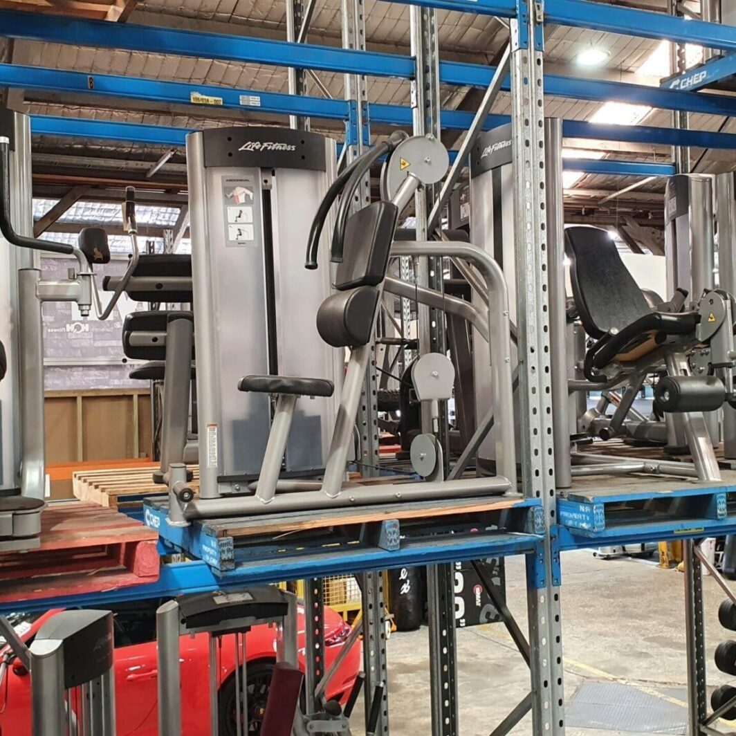 Life Fitness Optima Series Abdominal second hand gym equipment