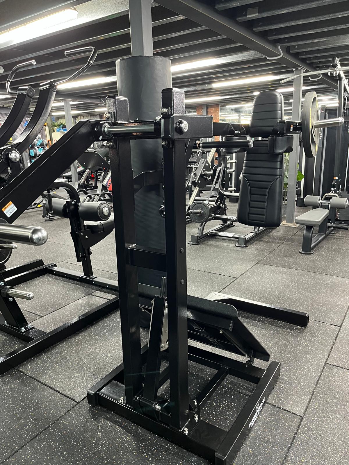 PureForce Strength Pendulum Squat